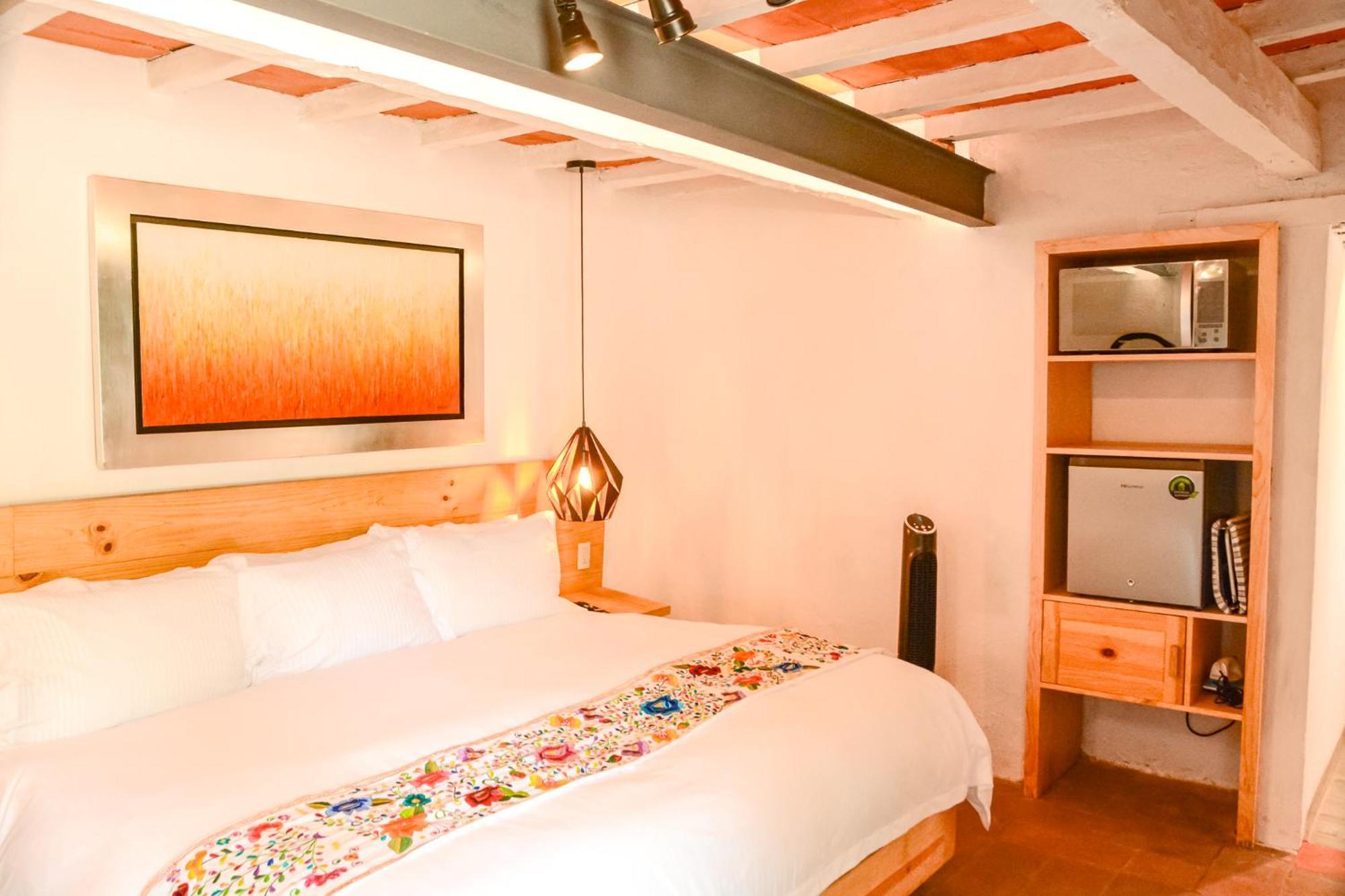Hotel Petit Meson Valle de Bravo Esterno foto